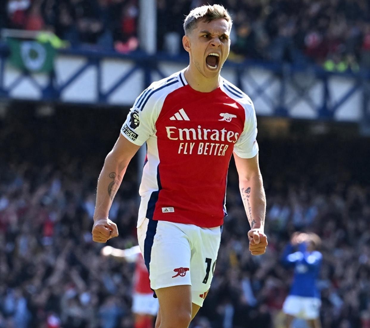 记者：申花本周二结束假期，重新集结备战今年的亚冠收官战