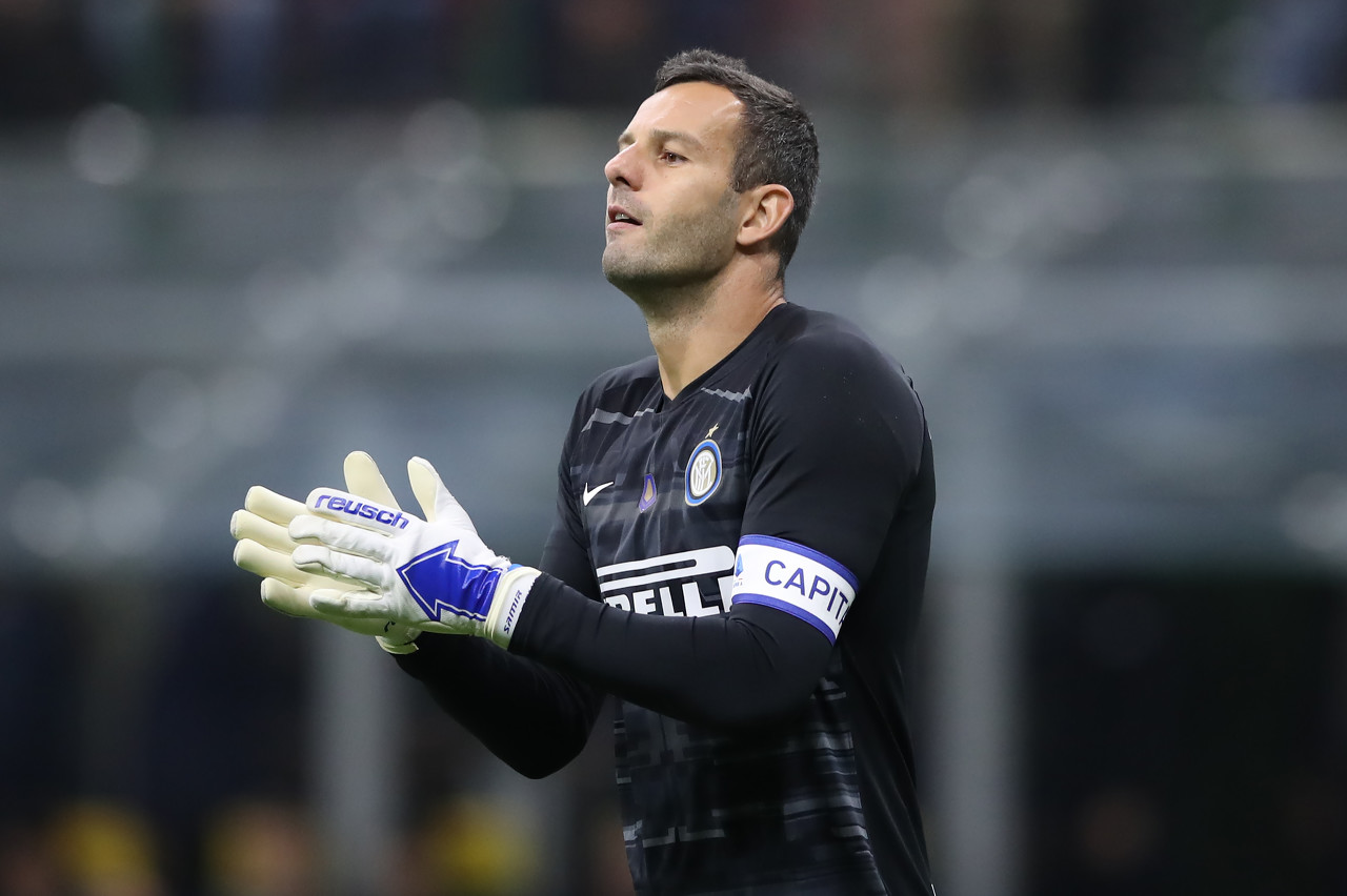 克罗斯评选历史最佳阵容：诺伊尔门将，马塞洛、拉姆...