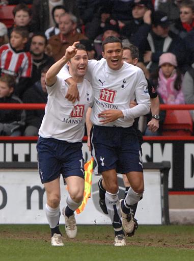 懂球帝2025年10月MVP候选出炉：凯哈姆入围，加布、门德斯在列