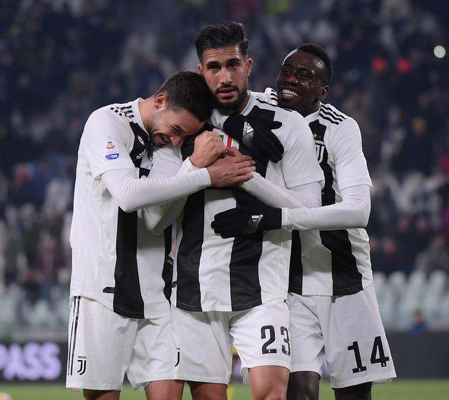 梁靖崑一脸沮丧令人心疼！10-6手握赛点被逆转 腰椎伤病困扰他9个月