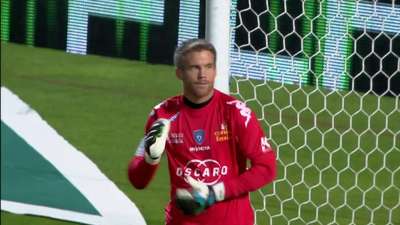 看看这些孩子踢球有没有西班牙味。 留洋联队VS萨瓦德尔友谊赛