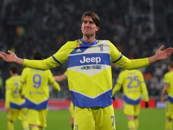 日职乙半场：两队破门乏术，熊本深红0-0甲府风林