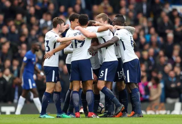 塞尔吉尼奥谈外号“塞鸟”：我像鸟一样，带着大家飞